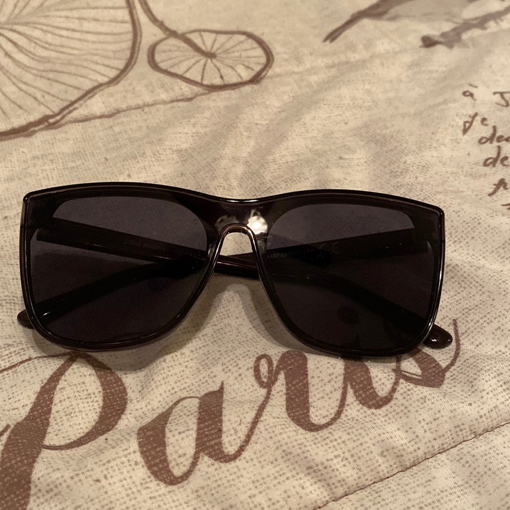 Steve Madden Sunglasses